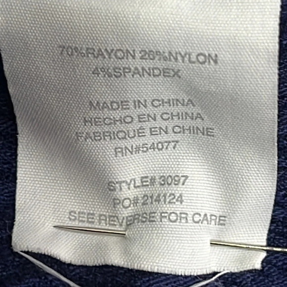 Cabi Textured Tulip Skirt in Patriot Blue - Size 4 - Picture 7 of 8